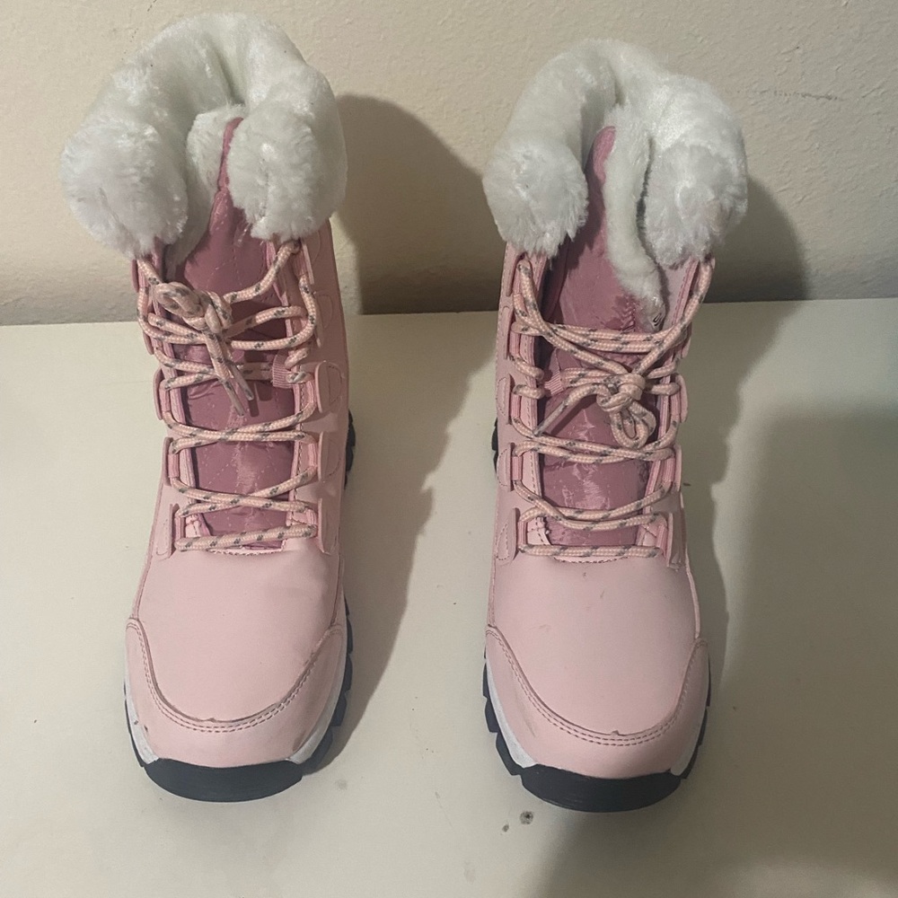 Pink Winter Boots with Faux Fur Lining